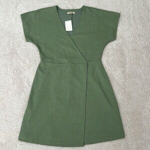 Madewell Women’s Dried Alo Green Cross Front Flutter Sleeve Dress Size M